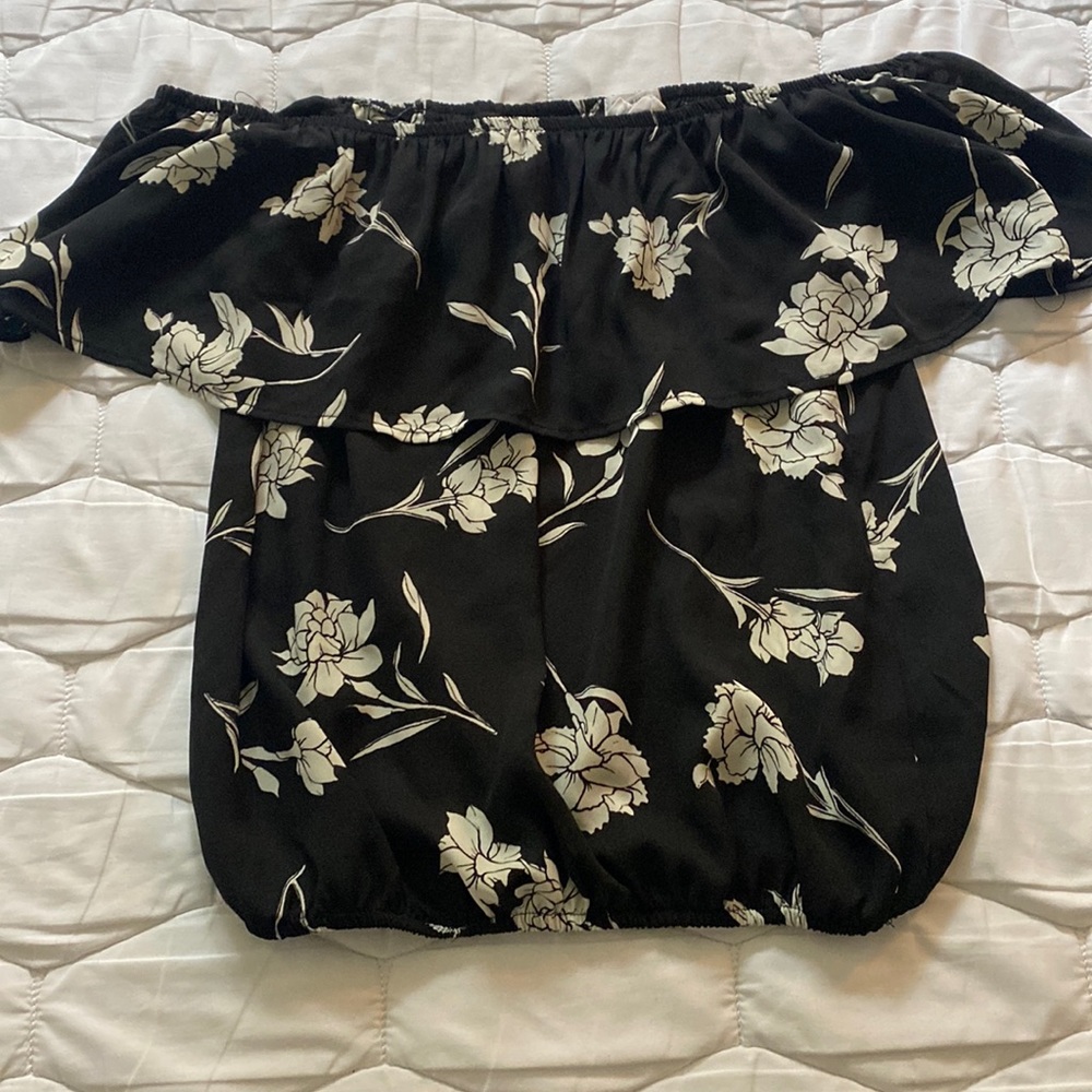Floral Cute Off The Shoulder Crop Top